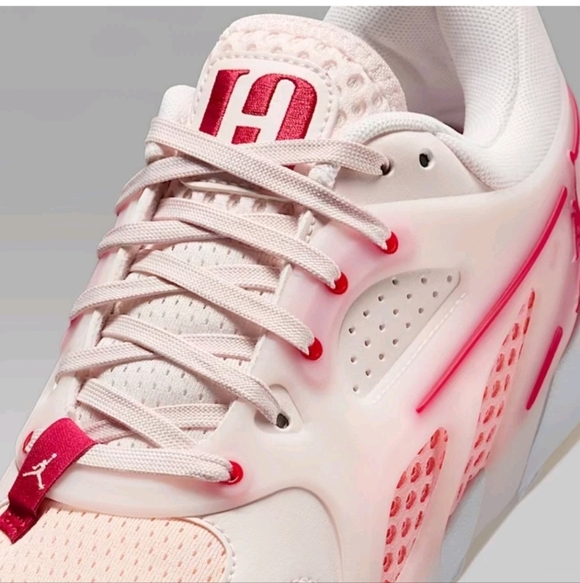 Jordan Heir Women's Light Pink/Washed Coral Sneakers Size 12 FZ2471-600 - Picture 5 of 6